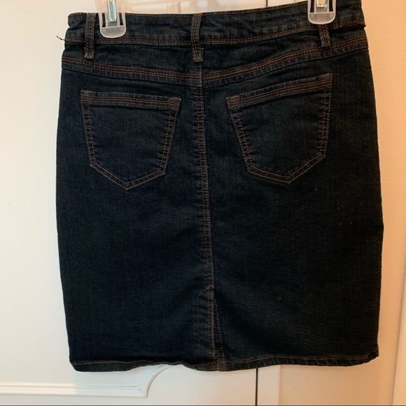 Mini Jean Skirt - Picture 2 of 2